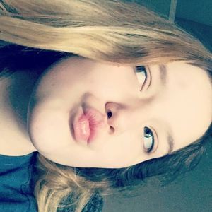 Meet your Posher, Briana